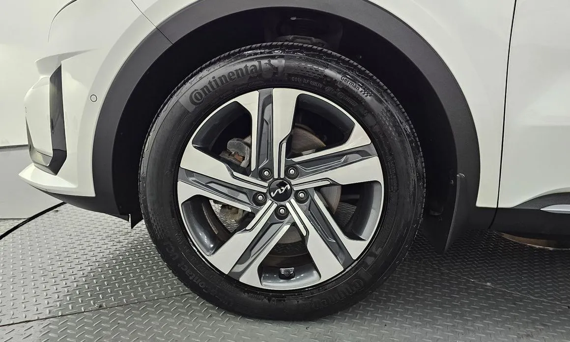 Kia Sorento — фото 4