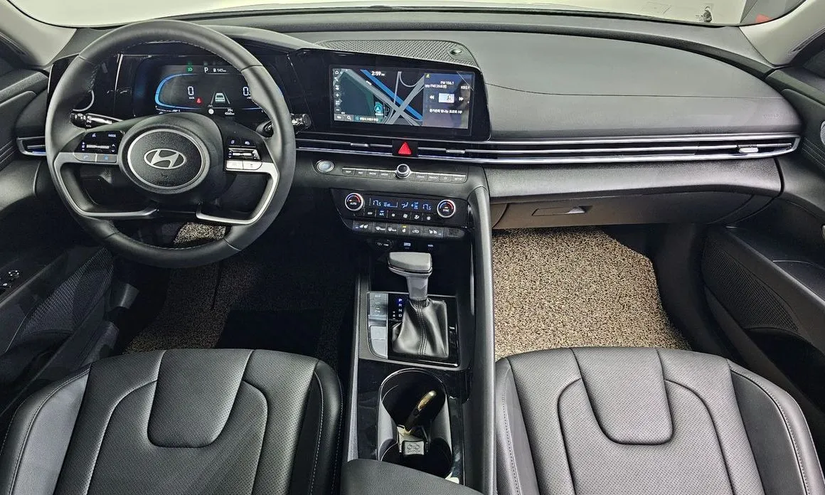 Hyundai AVANTE 2024 из KR, фото 3