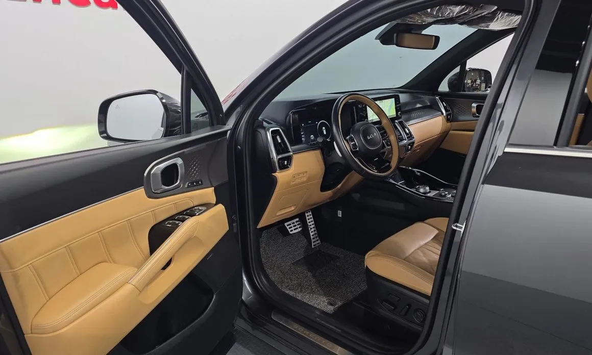 Kia Sorento — фото 7