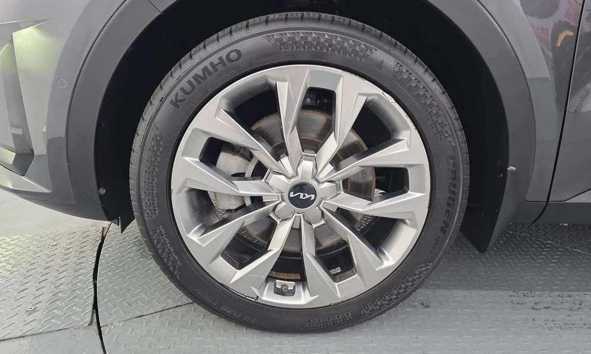 Kia Sorento — фото 5