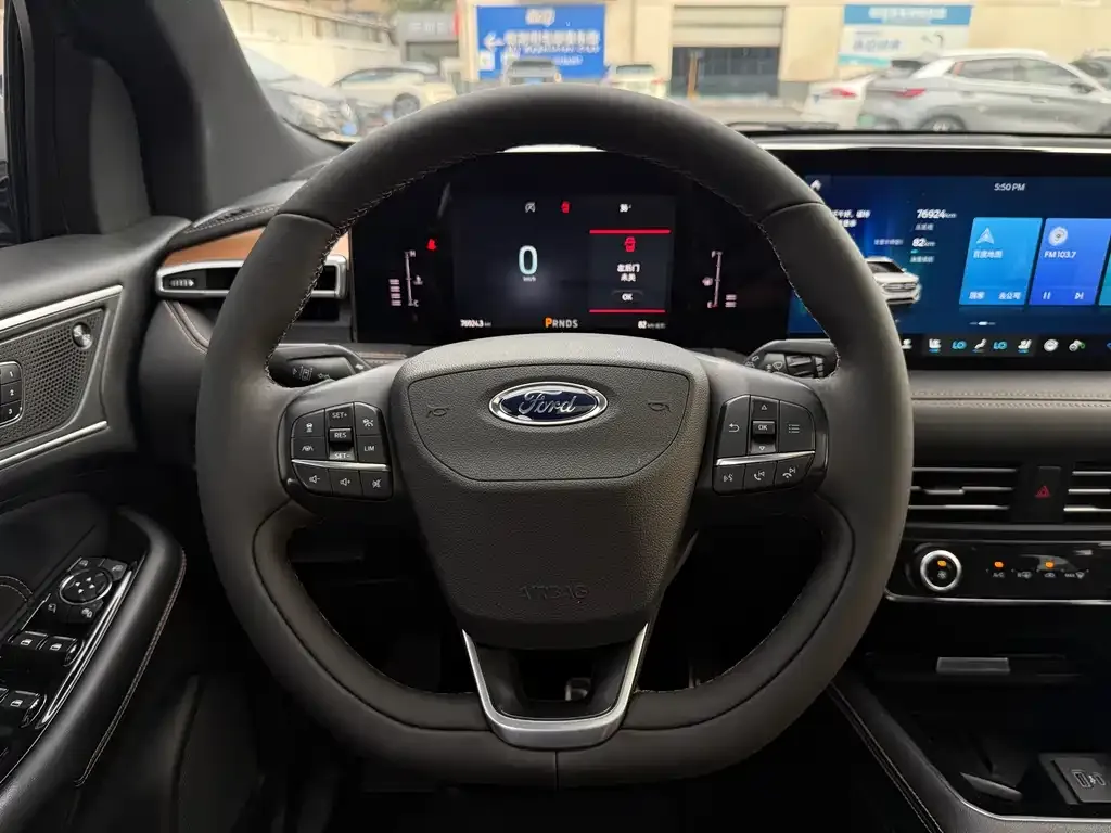 Ford Edge — фото 7