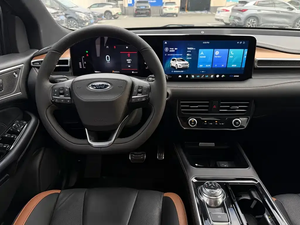 Ford Edge — фото 5