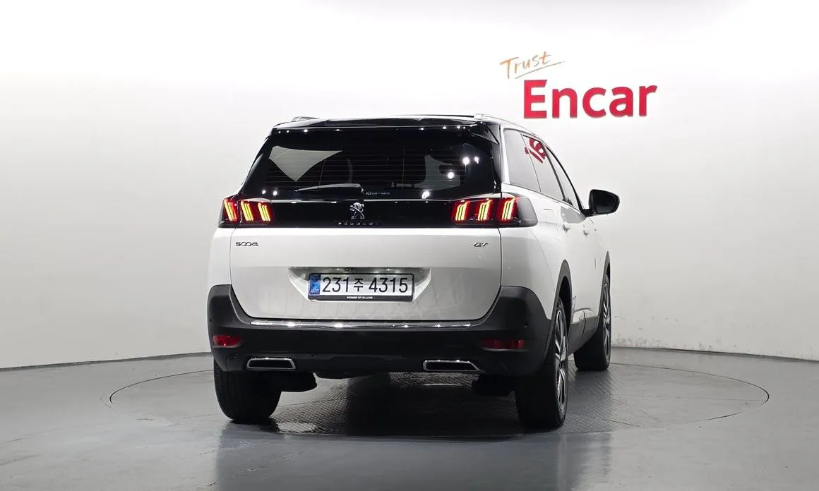 Peugeot 5008 — фото 2