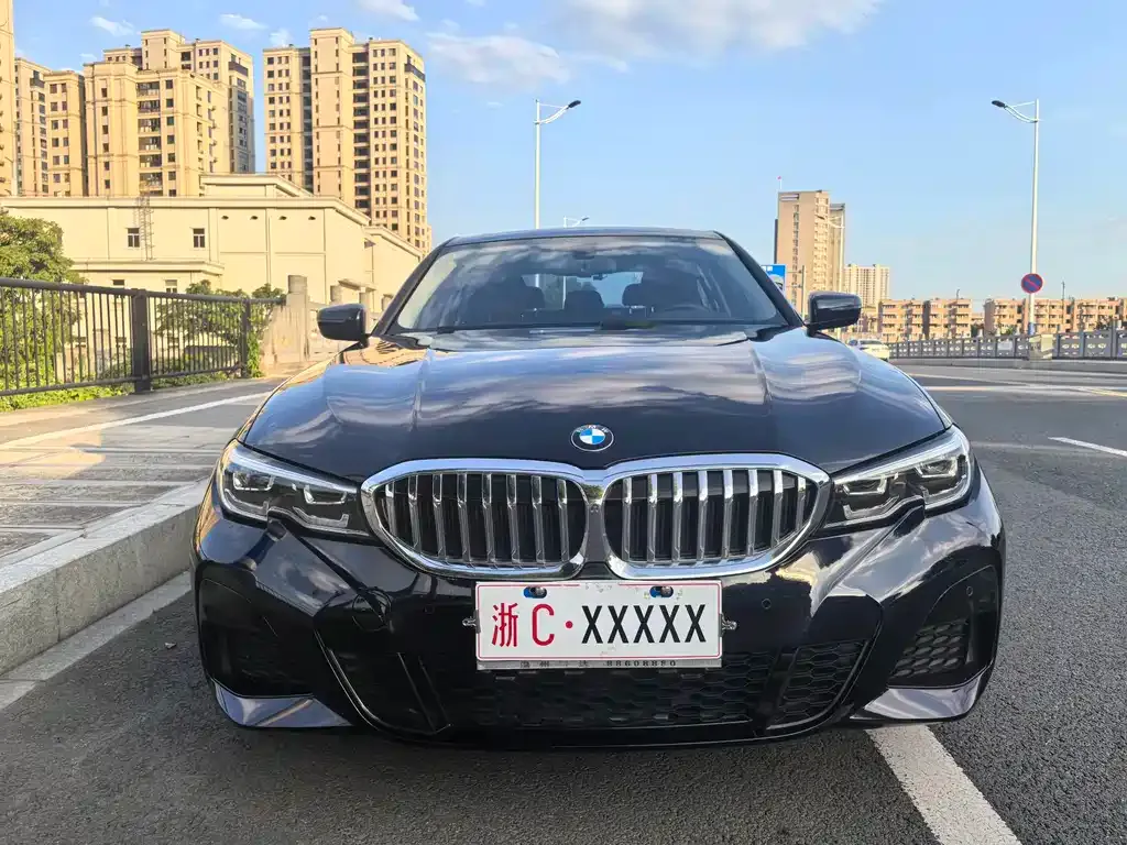 BMW 3 Series 2022 из CN, фото 6