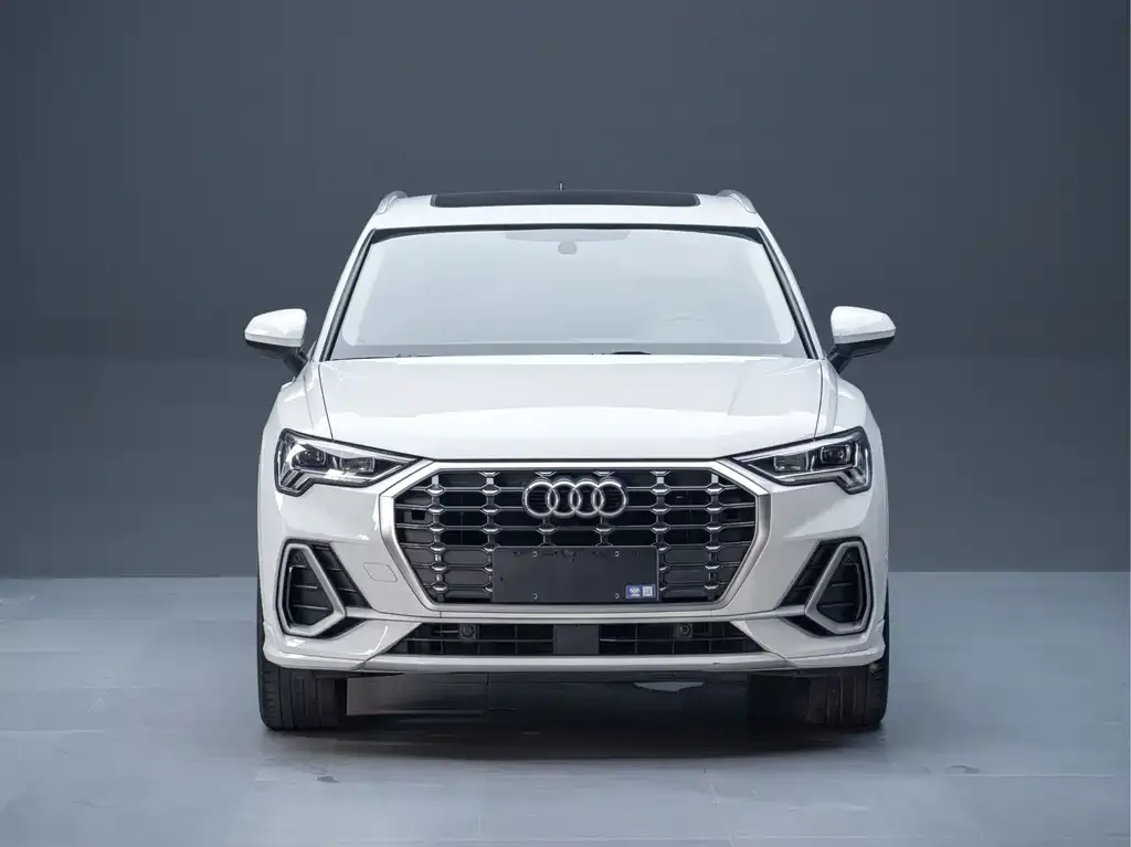 Audi Q3 — фото 5