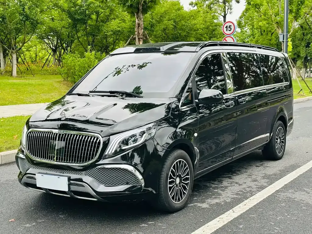 Mercedes-Benz Vito — фото 1