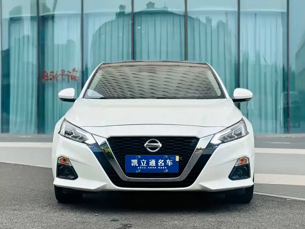 Nissan Teana — фото 3