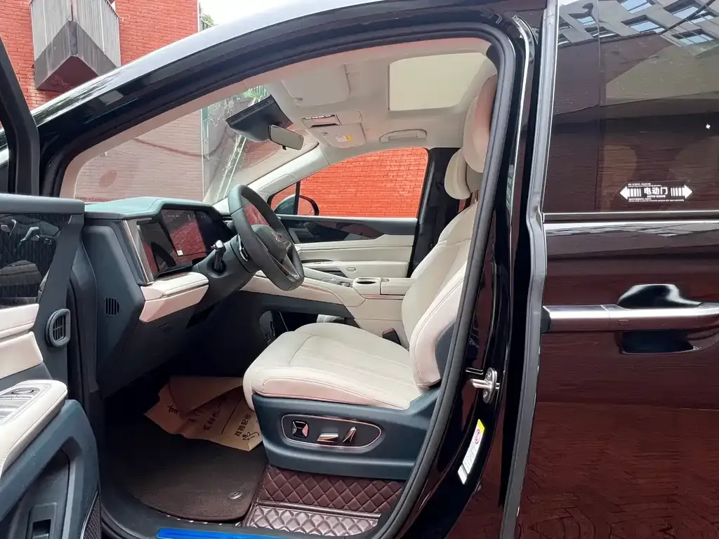 BYD Xia 2025 из CN, фото 2