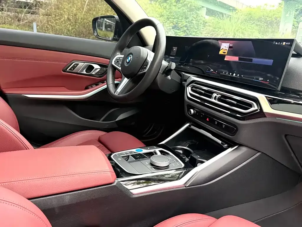 BMW i3 2024 из CN, фото 4