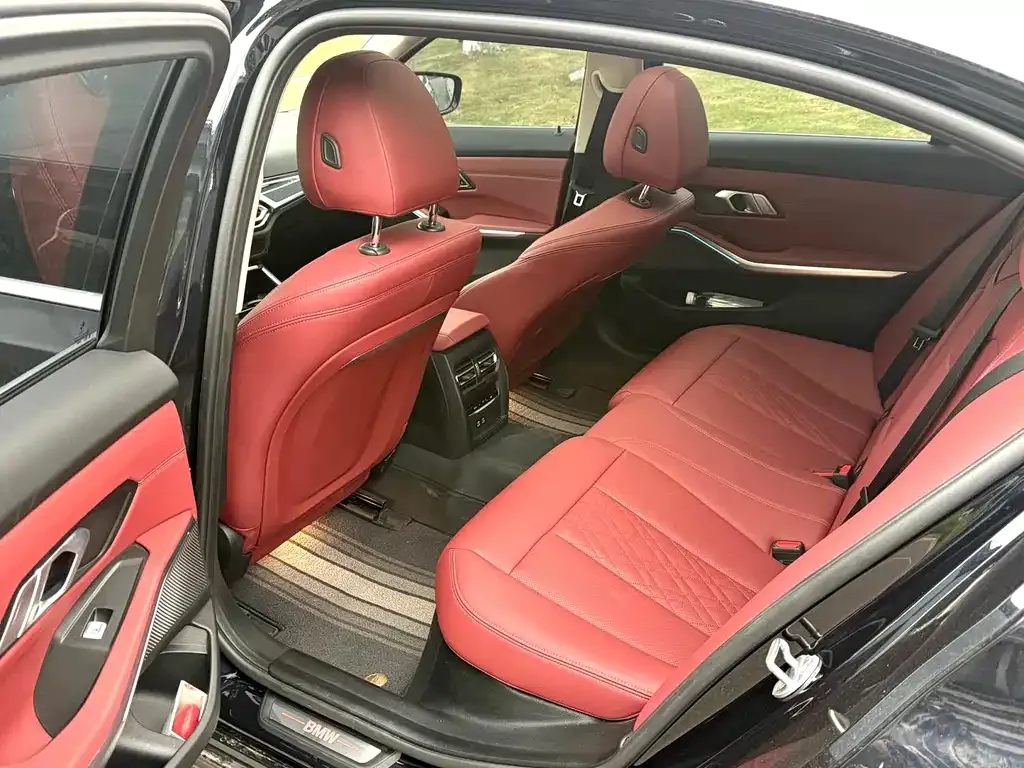 BMW i3 2024 из CN, фото 2