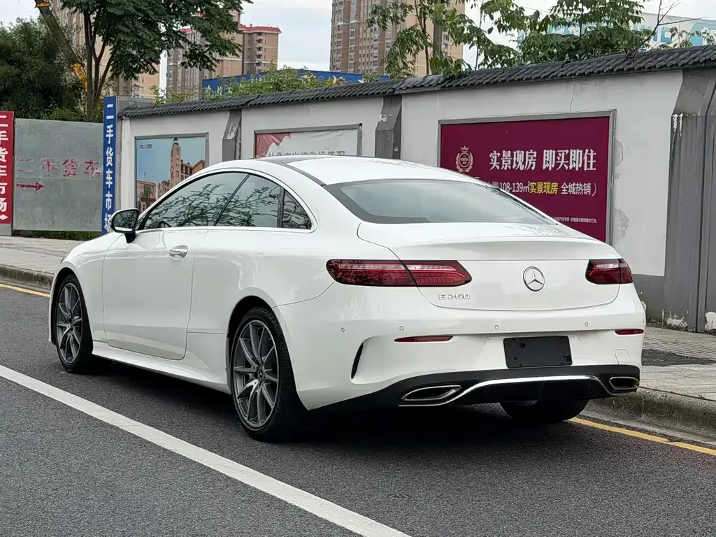 Mercedes-Benz E-Class (Import) — фото 6