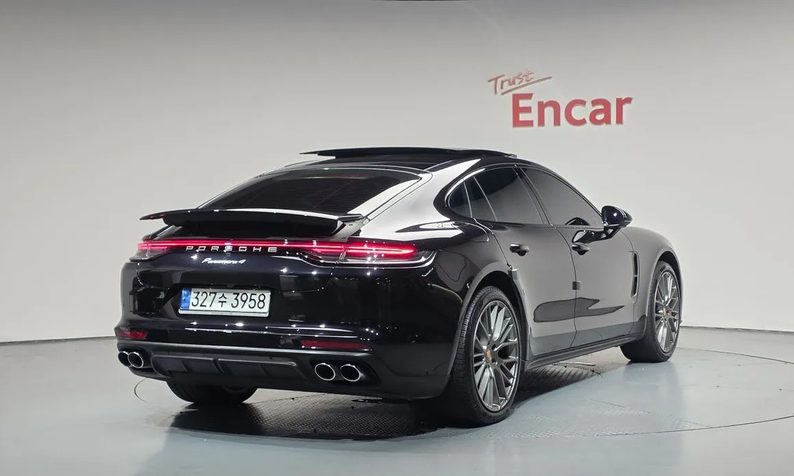 Porsche Panamera 2023 из KR, фото 2