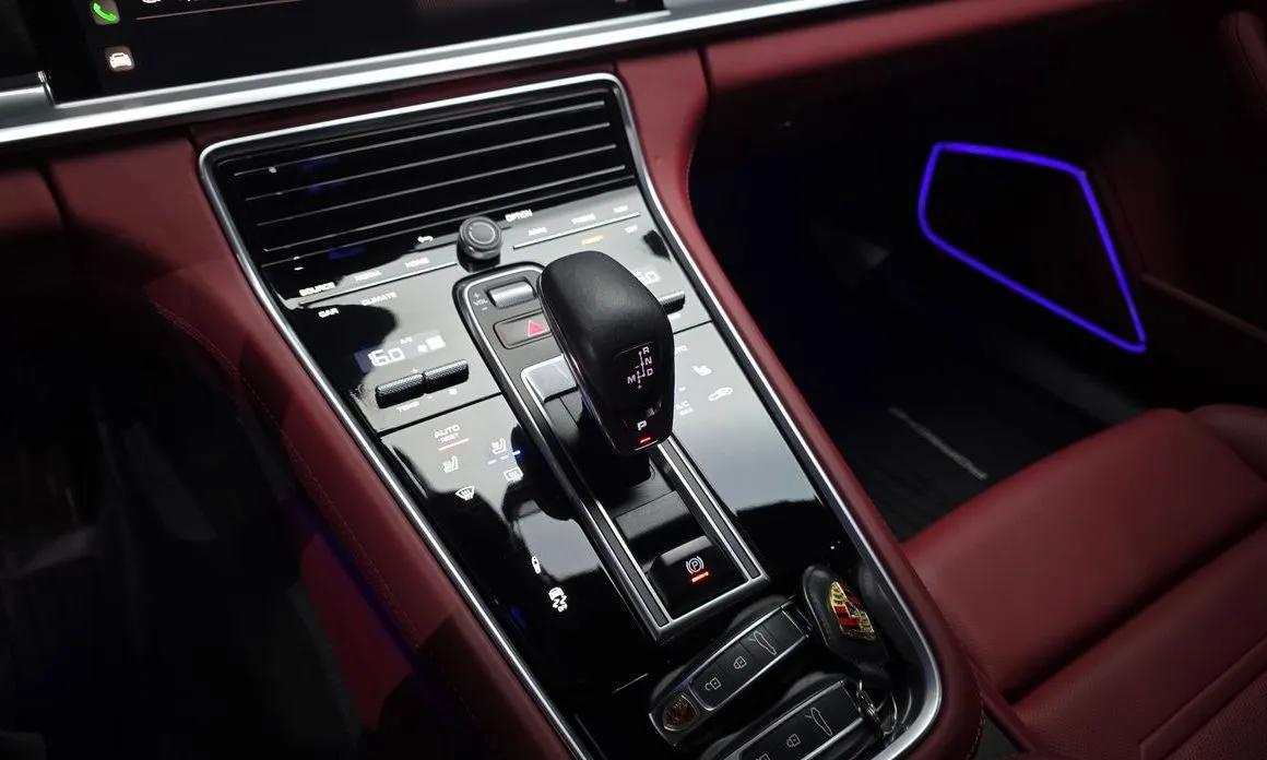 Porsche Panamera 2023 из KR, фото 4