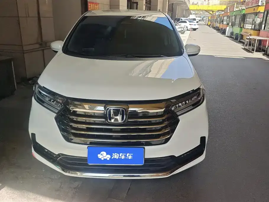 Honda Odyssey — фото 10