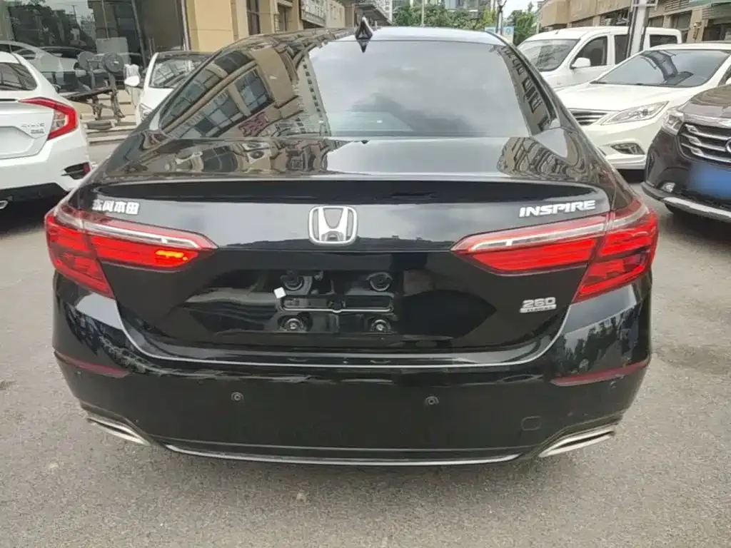 Honda Inspire — фото 9
