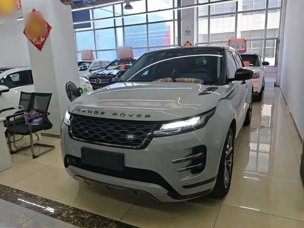 Land Rover Evoque — фото 1