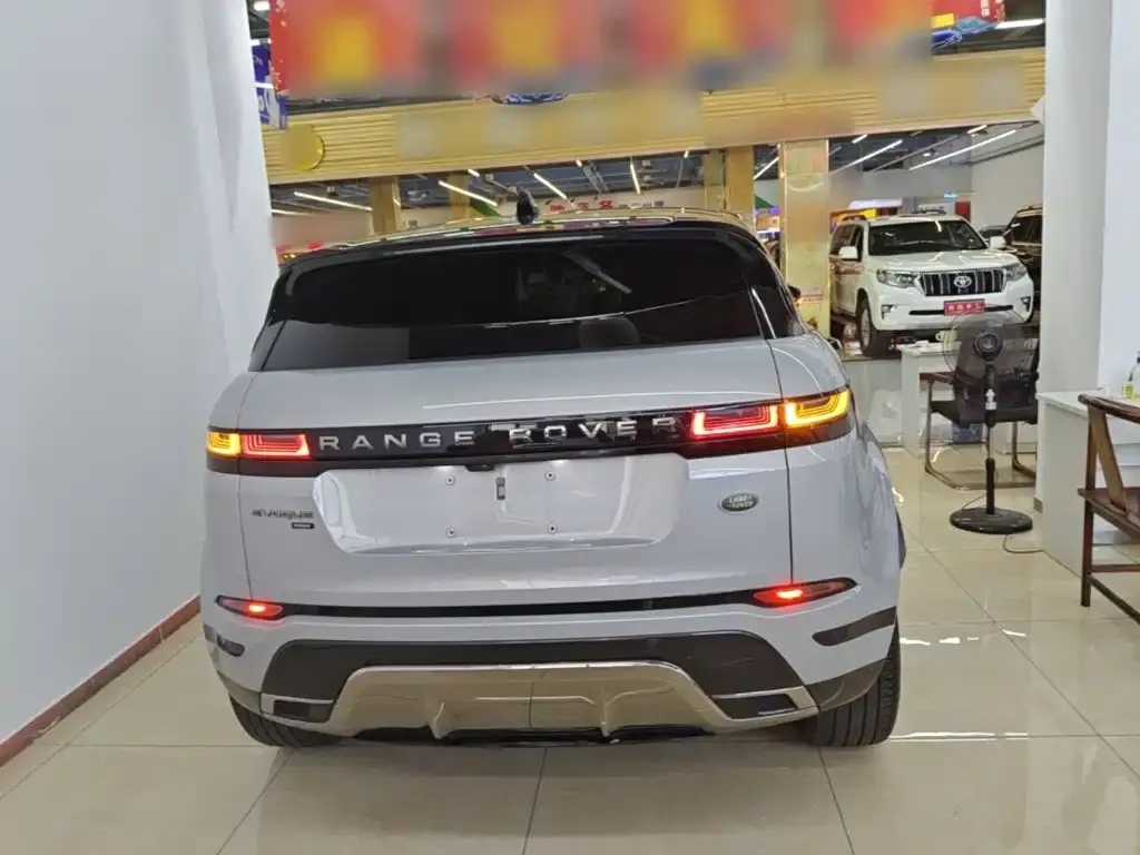 Land Rover Evoque — фото 6