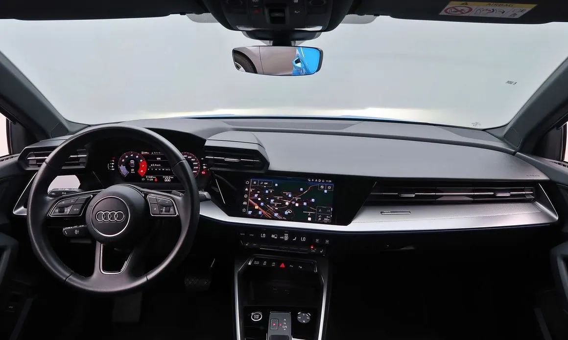 Audi A3 2023 из KR, фото 2