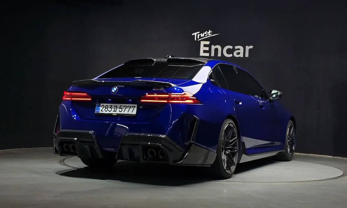 BMW M5 2025 из KR, фото 4