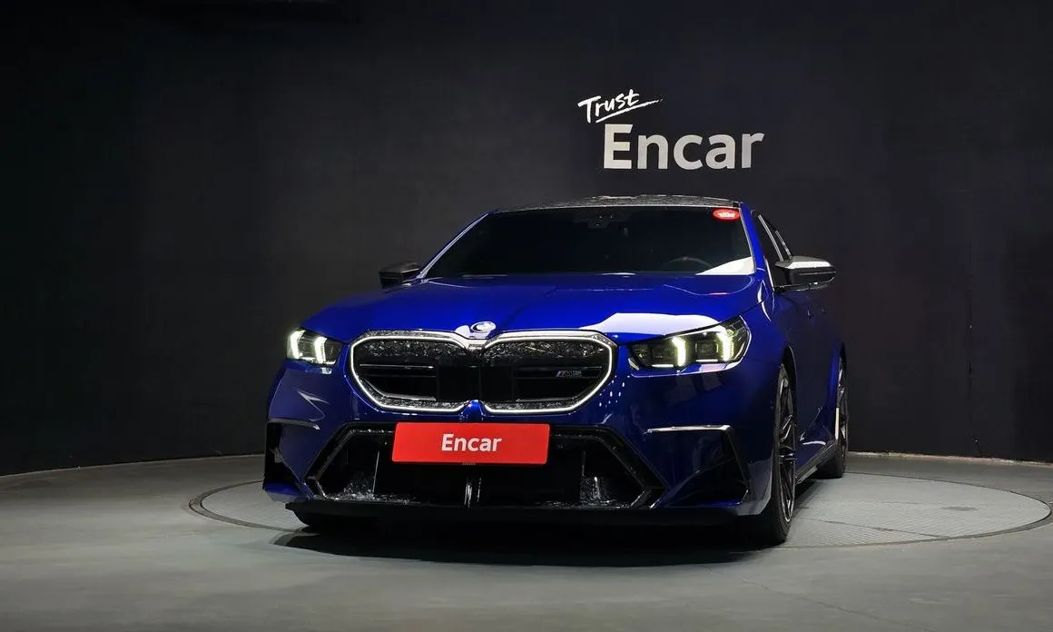 BMW M5 2025 из KR, фото 6