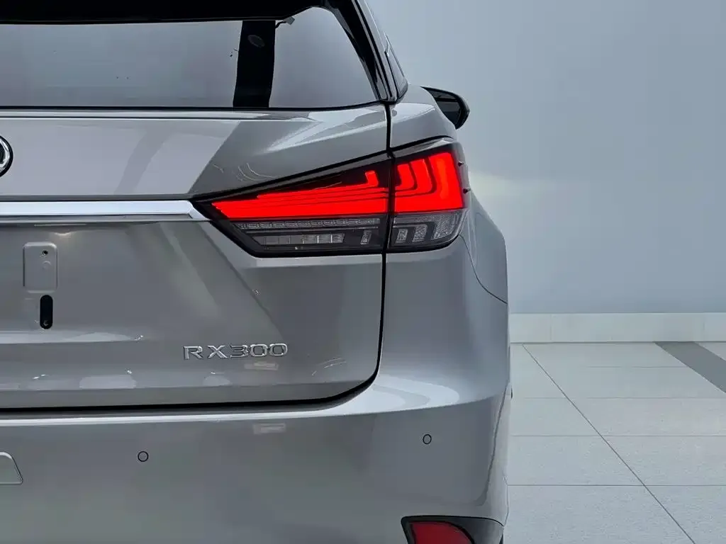 Lexus RX — фото 3