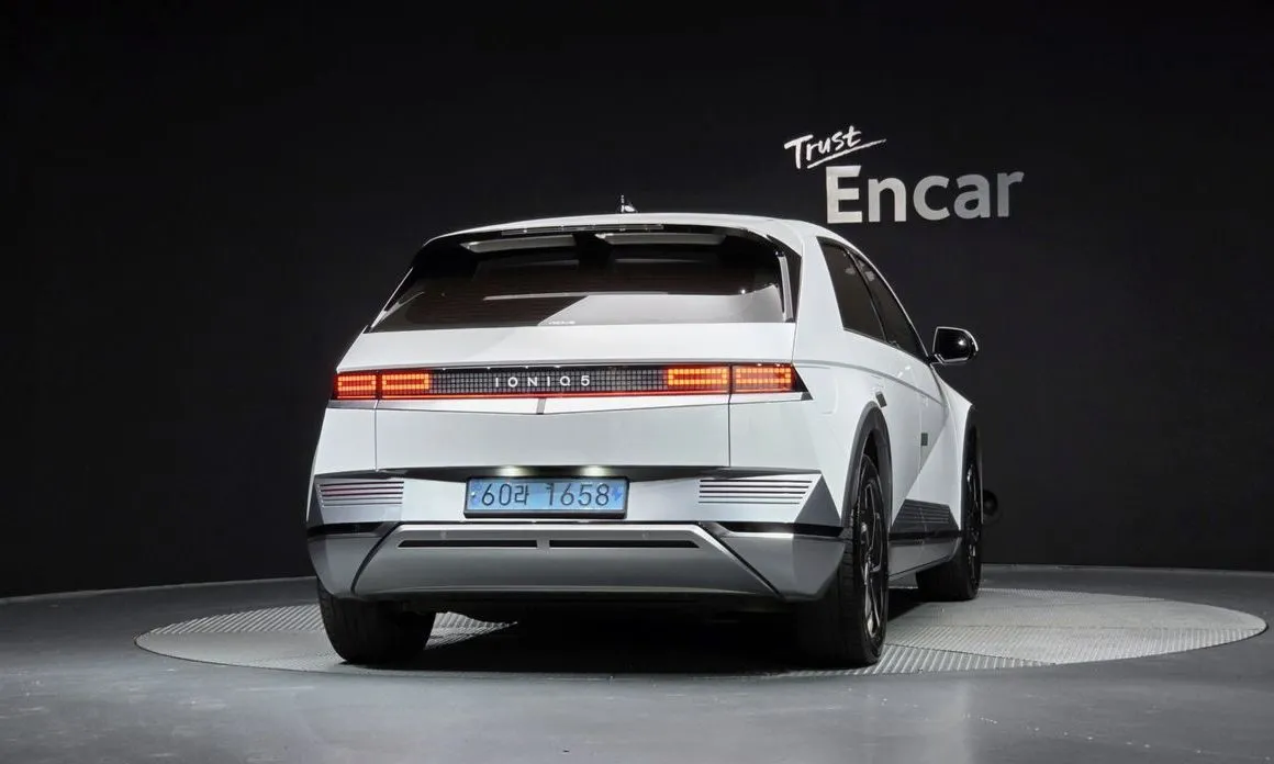 Hyundai Ioniq5 — фото 7