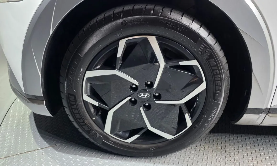 Hyundai Ioniq5 — фото 6