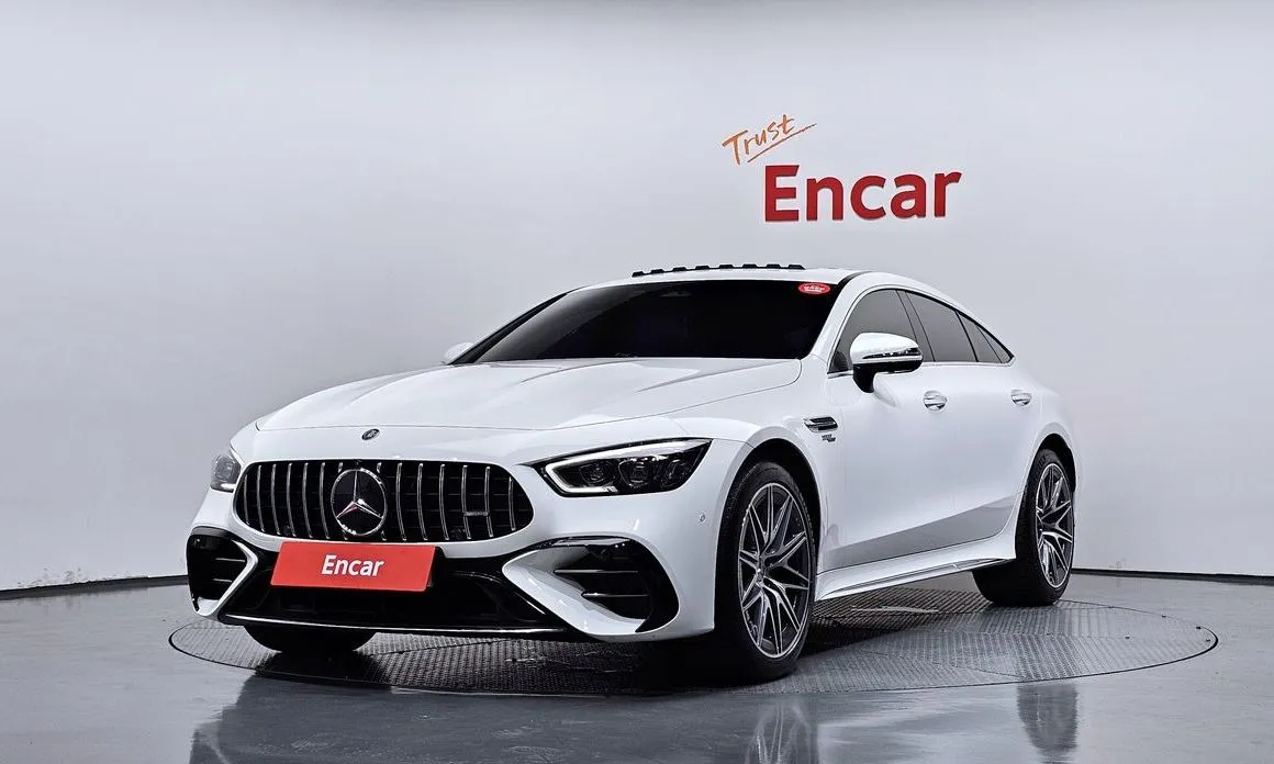 Mercedes-Benz AMG GT — фото 1