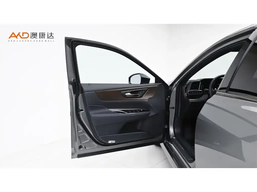 Toyota Crown (Import) — фото 6