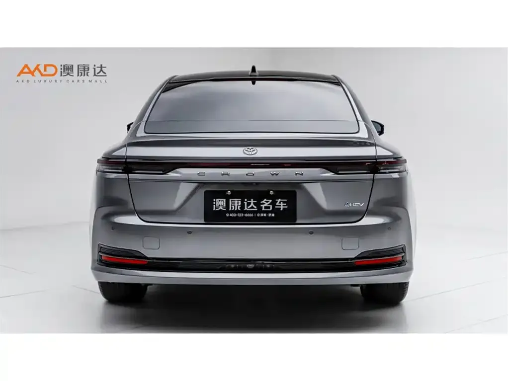 Toyota Crown (Import) — фото 4