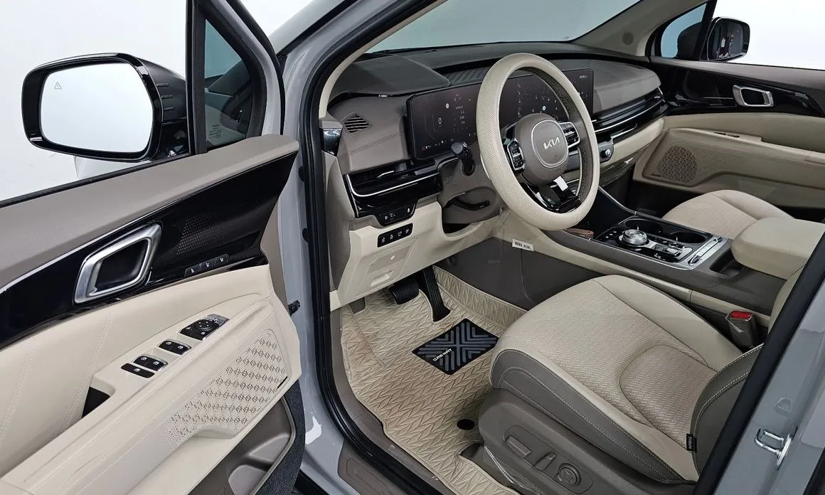 Kia Carnival — фото 10