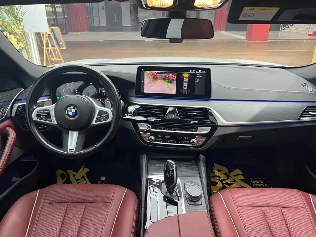 BMW 5 Series — фото 10