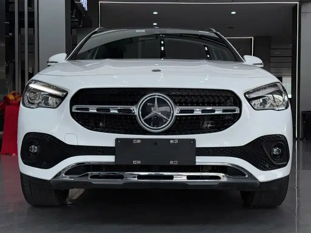 Mercedes-Benz GLA — фото 9