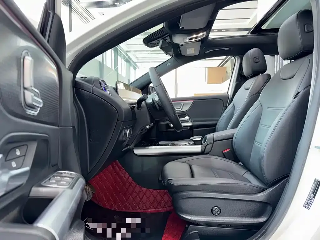 Mercedes-Benz GLA — фото 7