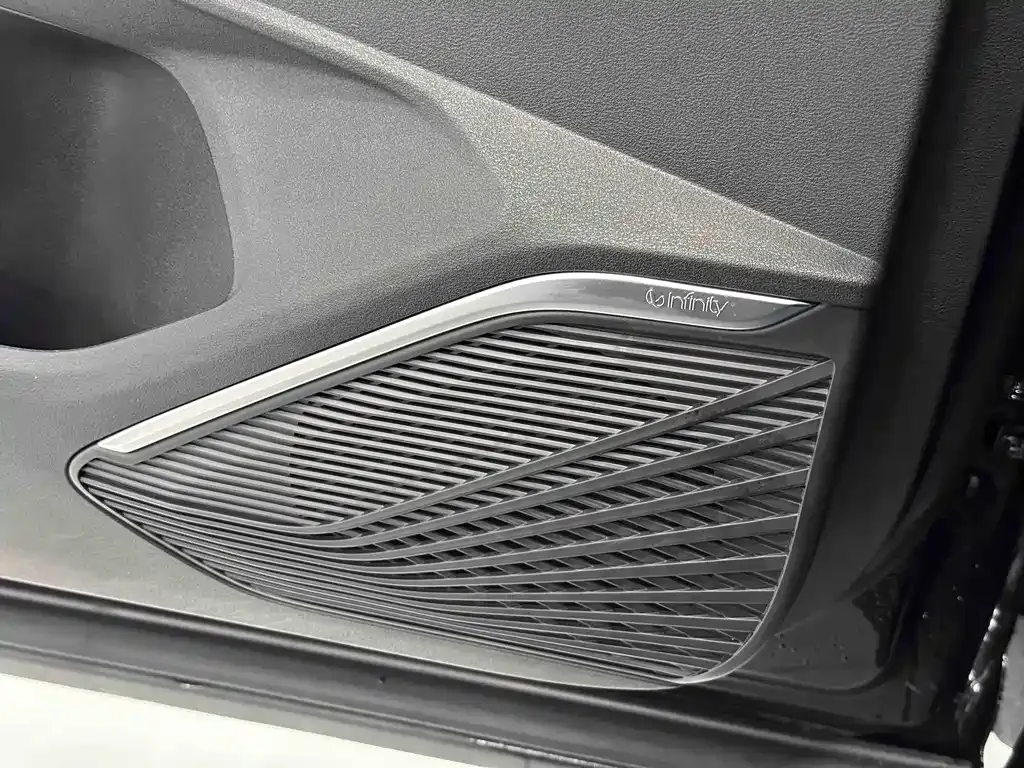 Geely Xingyue L — фото 9