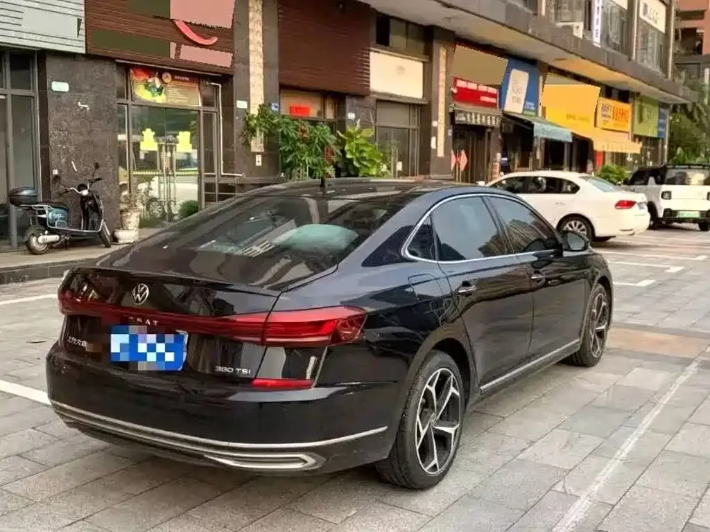 Volkswagen Passat — фото 2