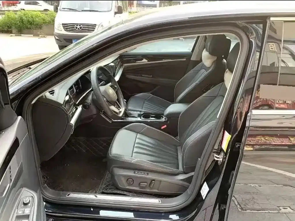 Volkswagen Passat — фото 3