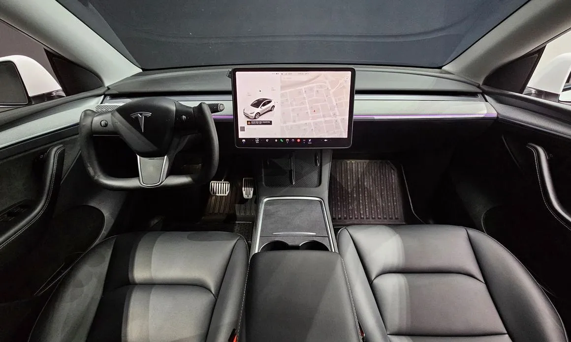 Tesla Model Y — фото 6