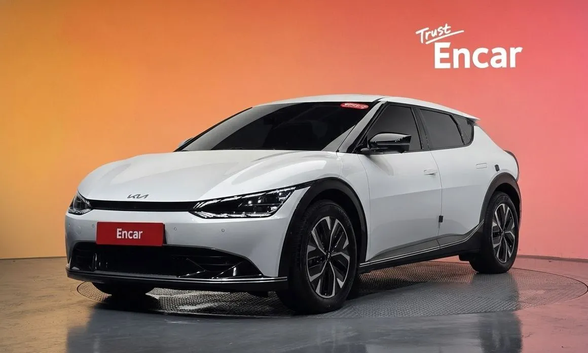 Kia EV6 — фото 1