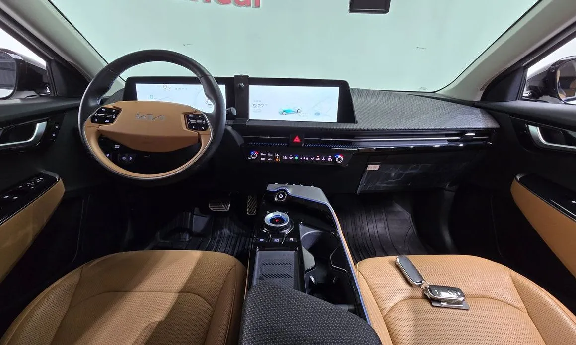 Kia EV6 — фото 9