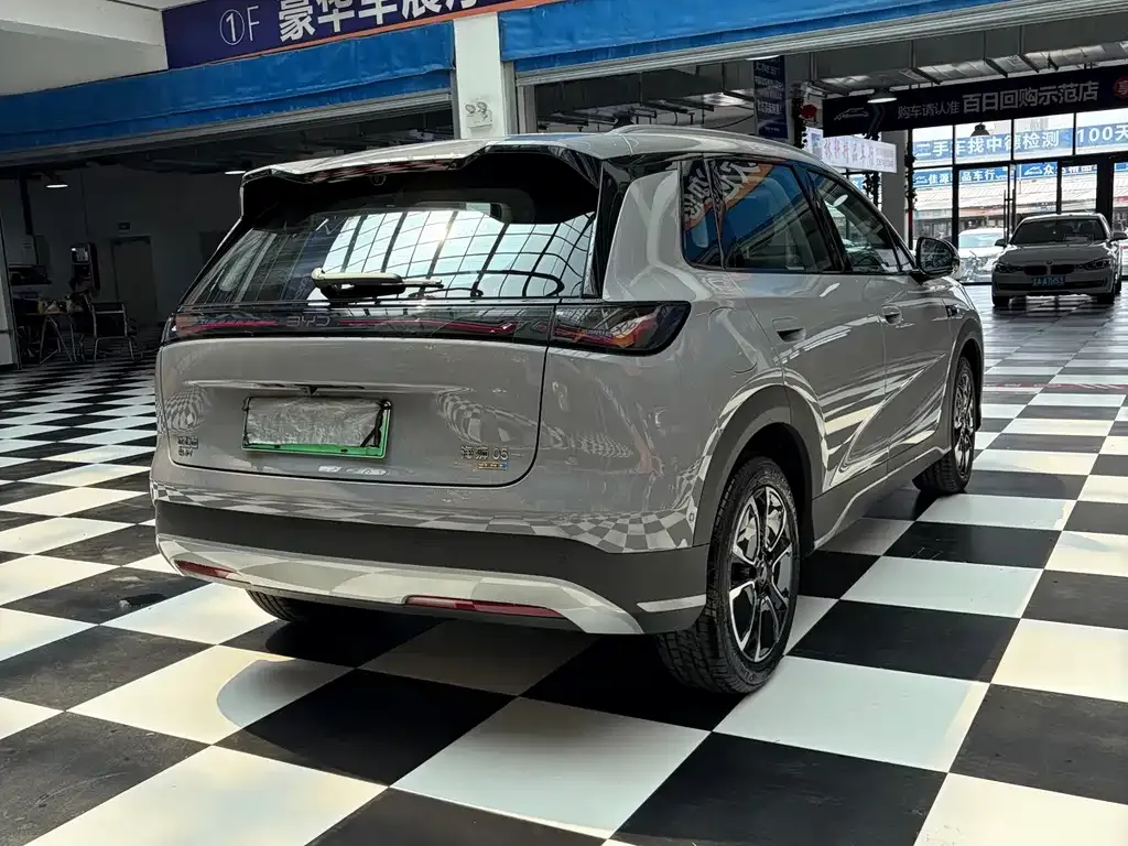 BYD Seal 05 DM-i — фото 2