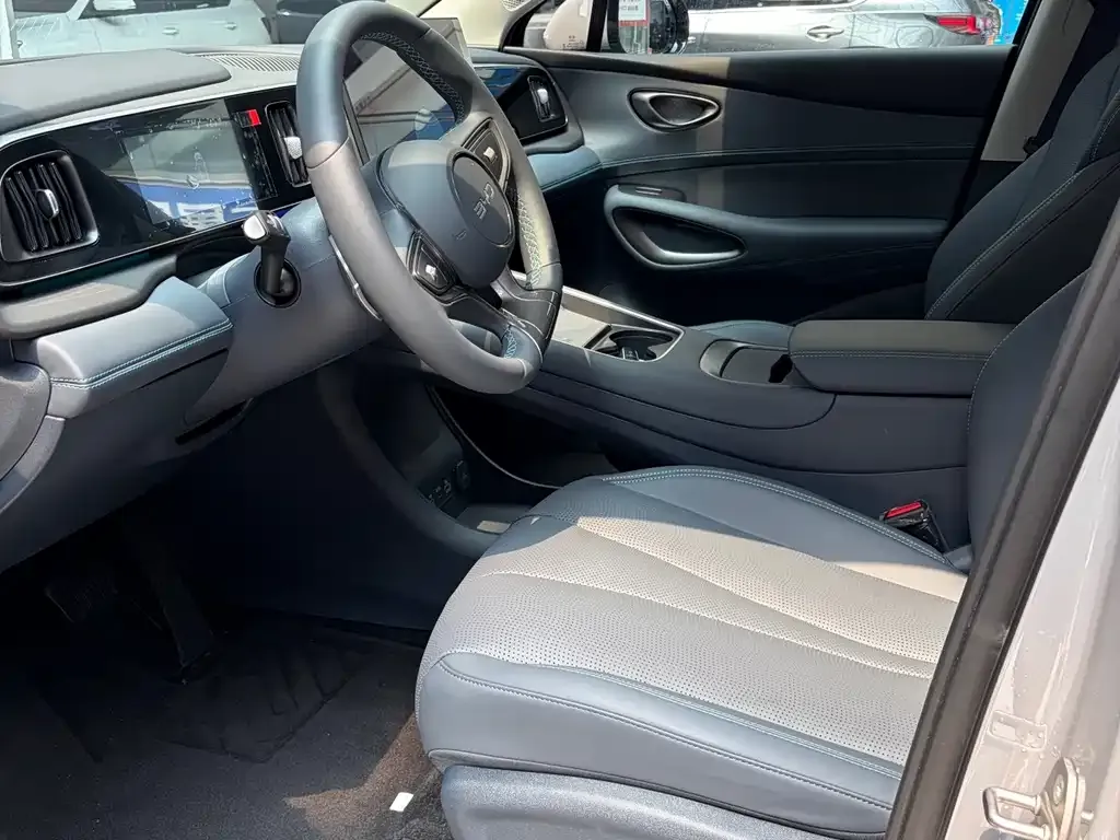 BYD Seal 05 DM-i — фото 3