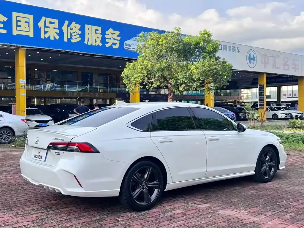 Honda Inspire 2024 из CN, фото 3