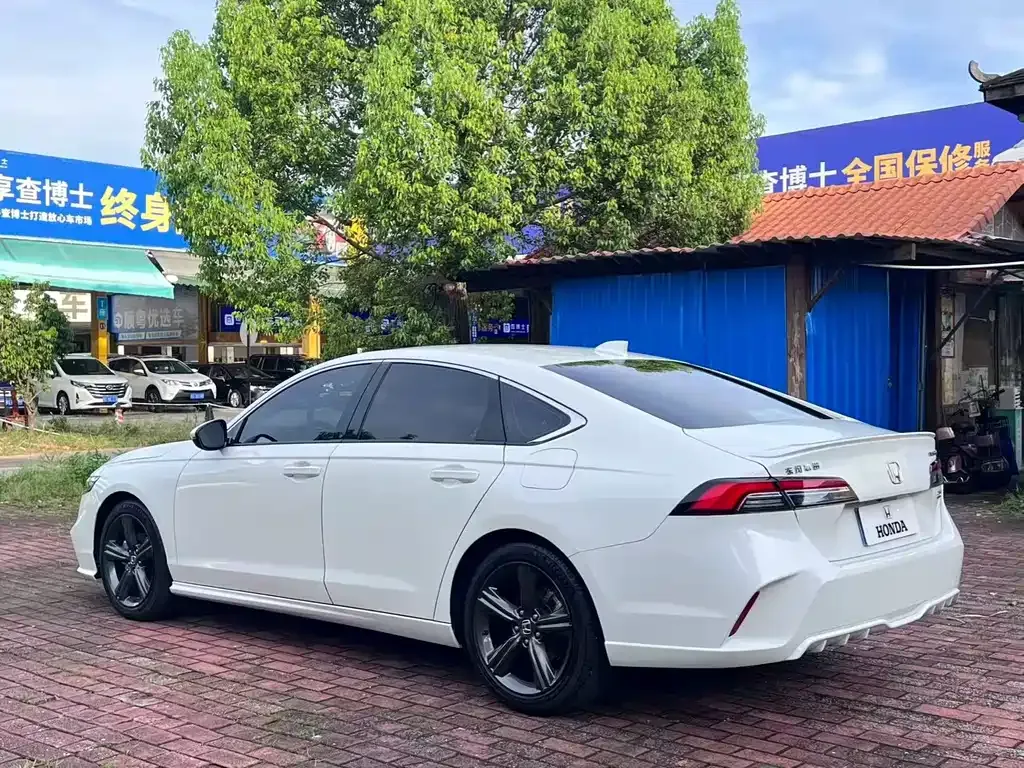 Honda Inspire 2024 из CN, фото 5