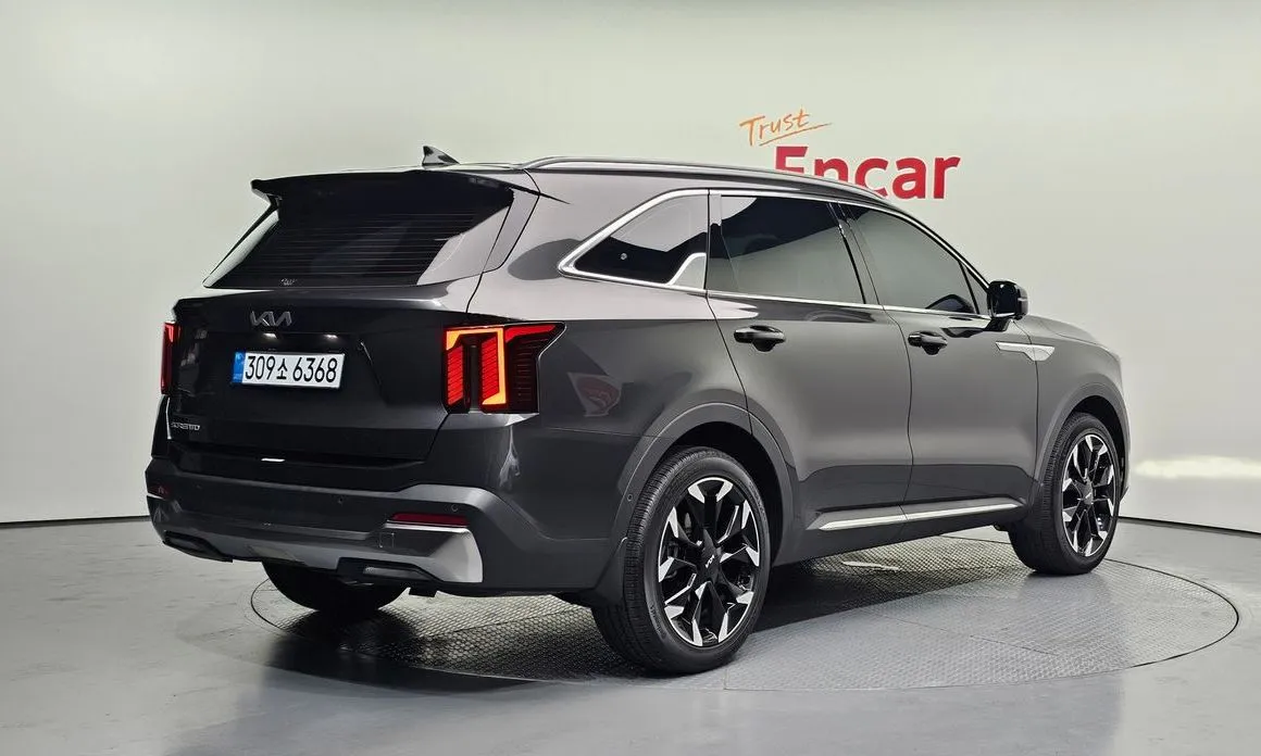 Kia Sorento — фото 4