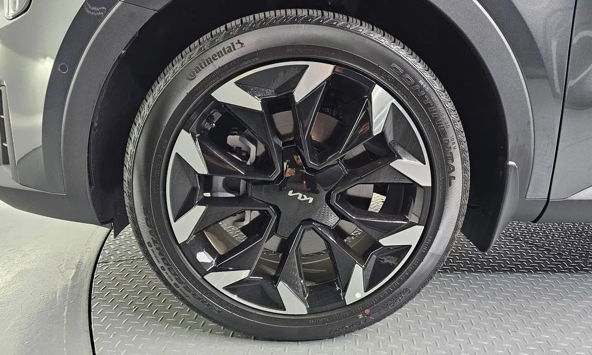 Kia Sorento — фото 10