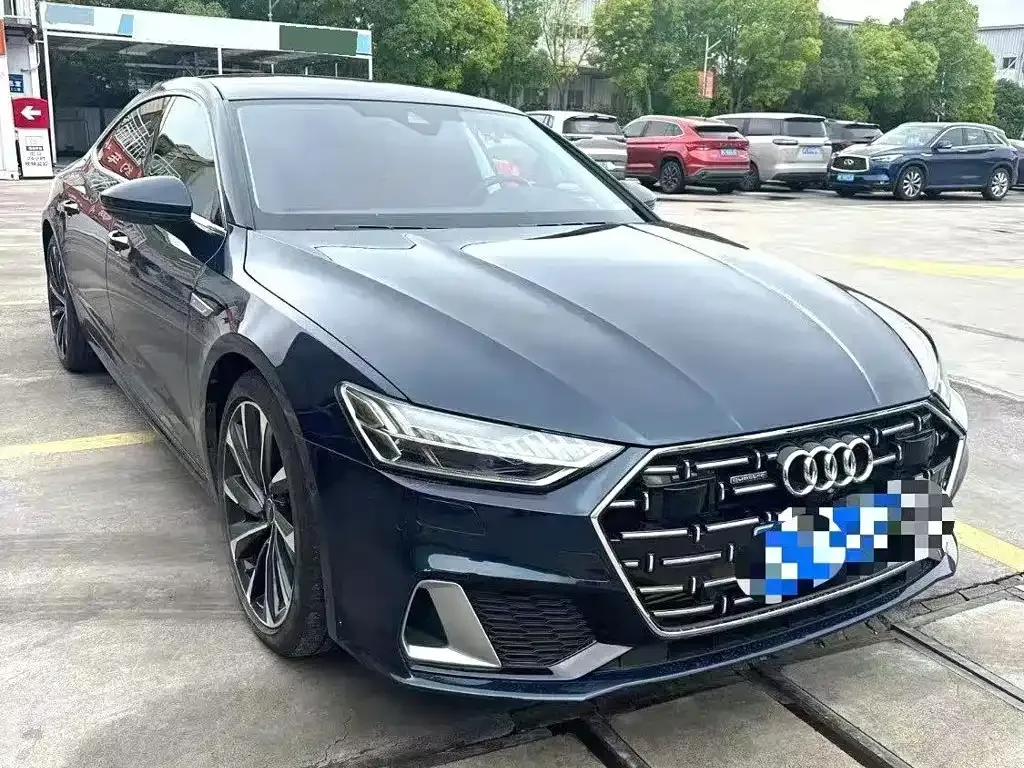 Audi A7L — фото 5
