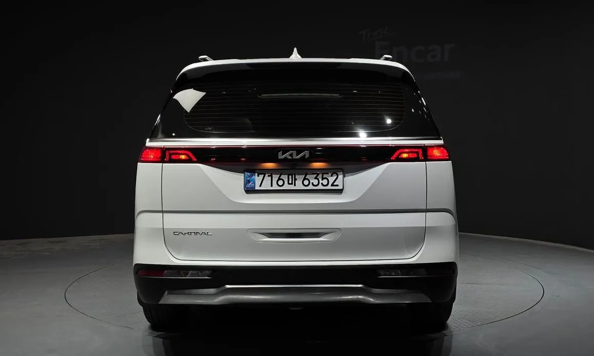 Kia Carnival — фото 2