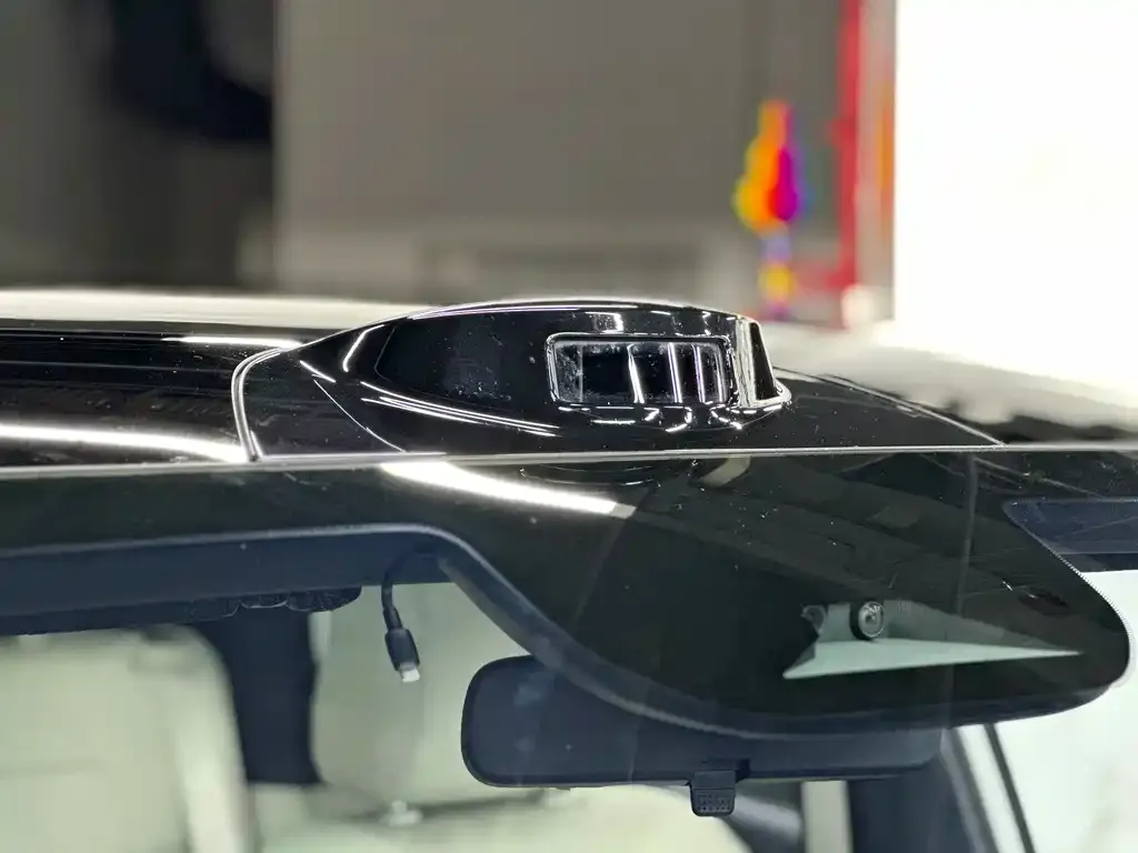 Toyota Platinum 3X — фото 2