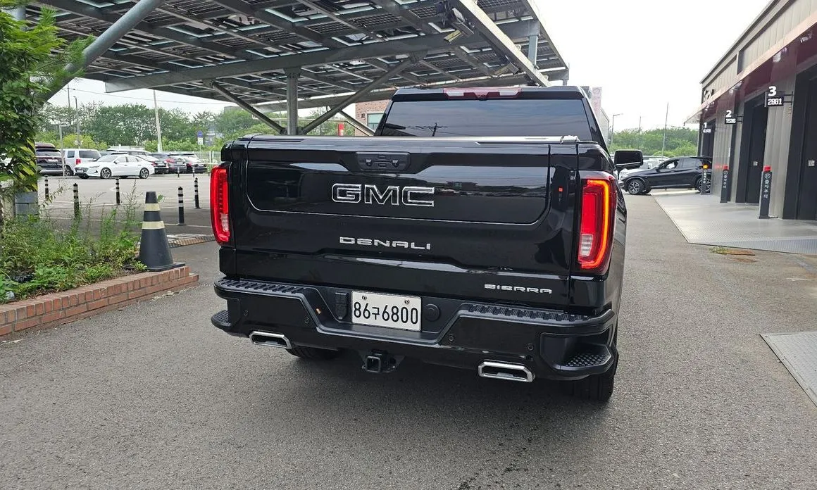 GMC Sierra — фото 6